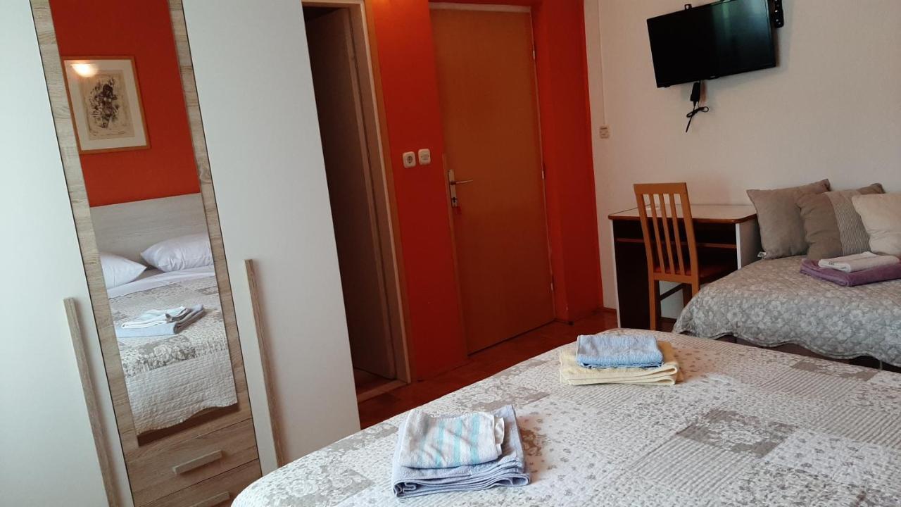 Rooms Neda Rab Town Zewnętrze zdjęcie