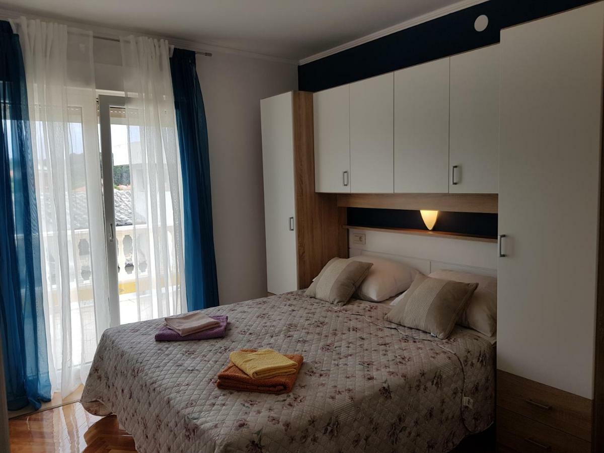 Rooms Neda Rab Town Zewnętrze zdjęcie