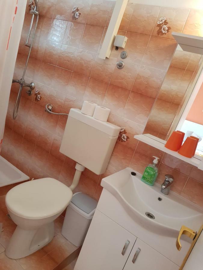 Rooms Neda Rab Town Zewnętrze zdjęcie