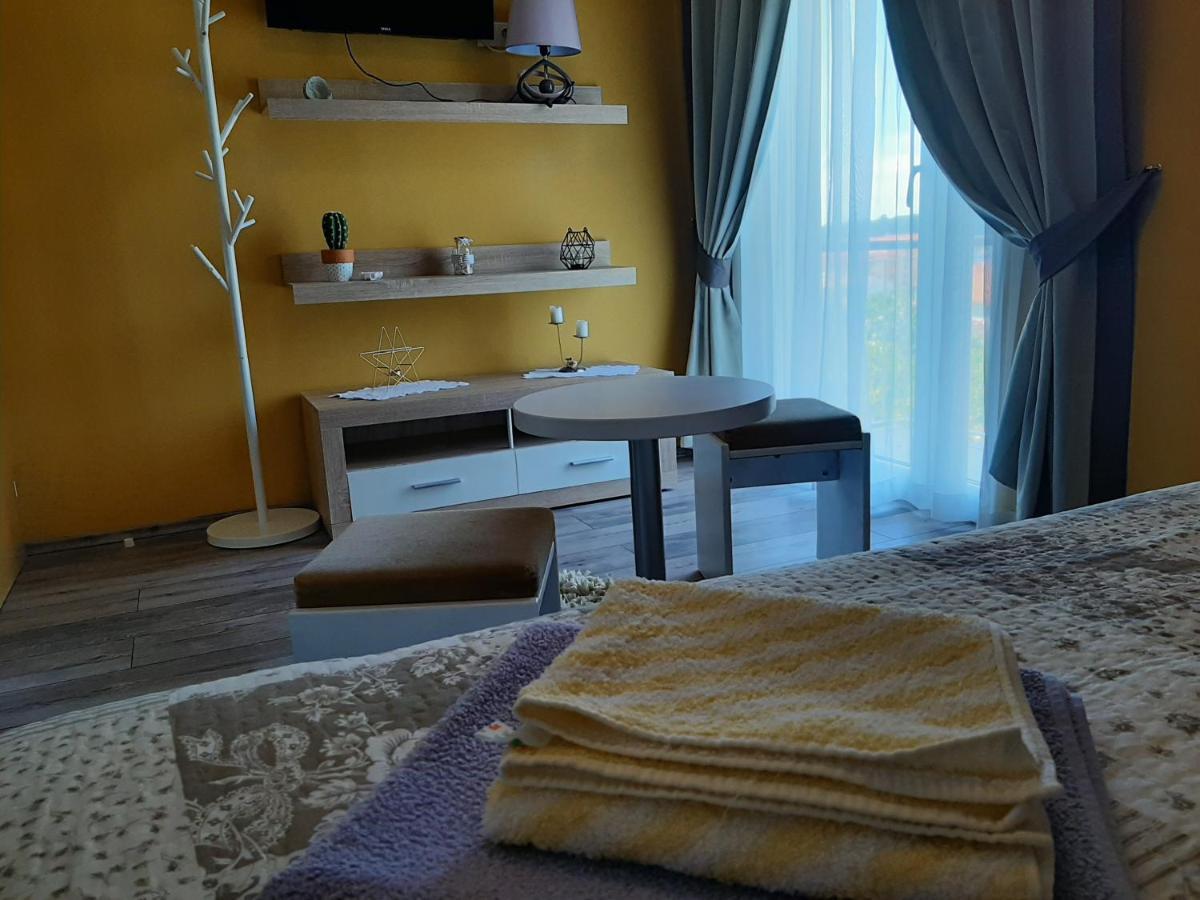 Rooms Neda Rab Town Zewnętrze zdjęcie