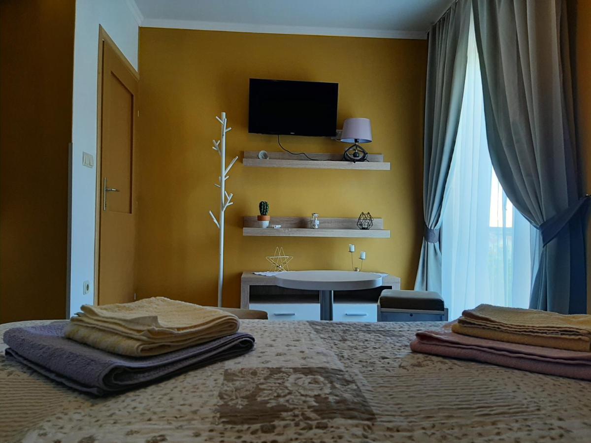 Rooms Neda Rab Town Zewnętrze zdjęcie