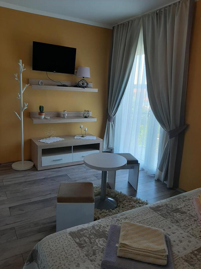 Rooms Neda Rab Town Zewnętrze zdjęcie